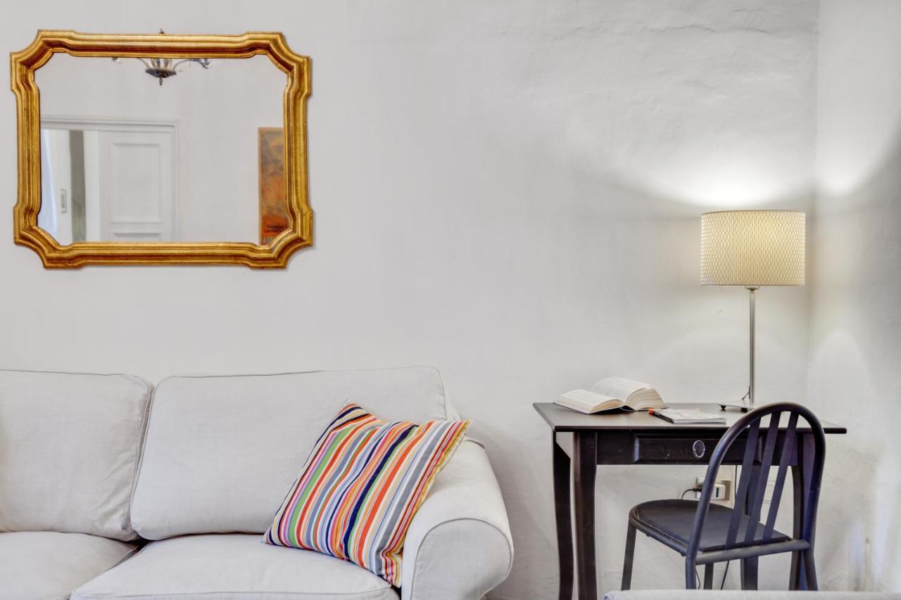 Porta Rossa Apartments Near Ponte Vecchio Флоренция Экстерьер фото
